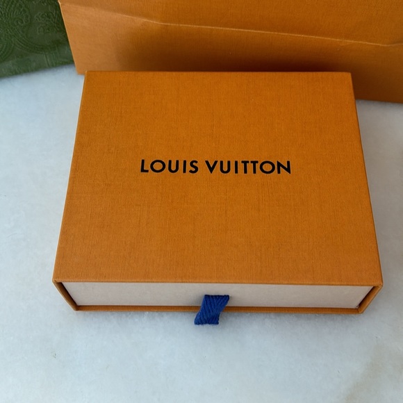 SOLD—-🔥NWT Louis Vuitton jungle coin purse - Picture 11 of 12